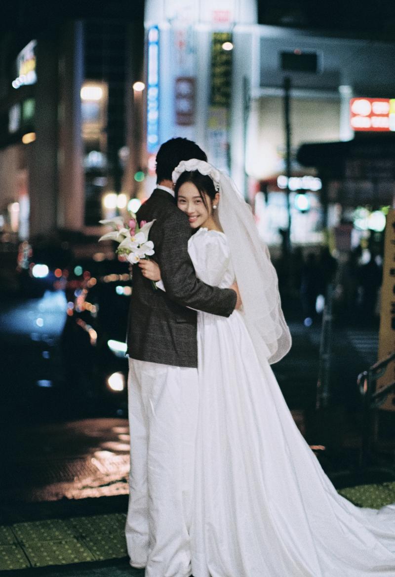 小樽站天桥 第7张 日本婚纱照 日本旅拍 小樽婚纱照 日本尼鹿摄影