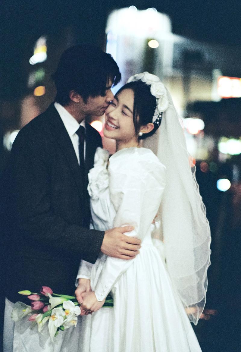 小樽站天桥 第5张 日本婚纱照 日本旅拍 小樽婚纱照 日本尼鹿摄影
