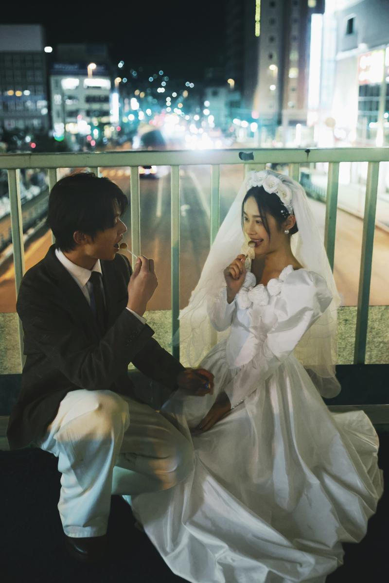 小樽站天桥 第11张 日本婚纱照 日本旅拍 小樽婚纱照 日本尼鹿摄影