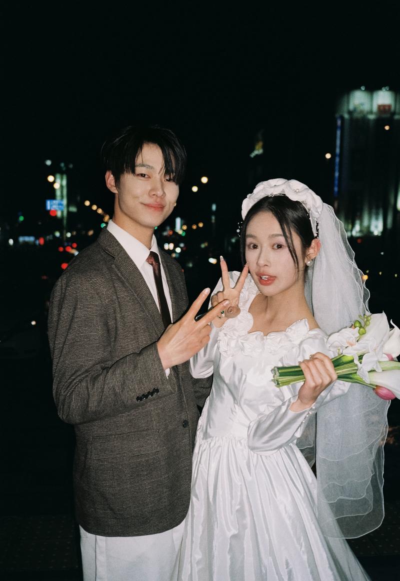 小樽站天桥 第8张 日本婚纱照 日本旅拍 小樽婚纱照 日本尼鹿摄影