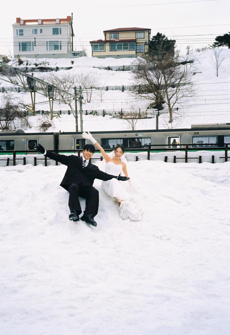 雪地里相爱 第10张 日本婚纱照 日本旅拍 日本雪景婚纱照 日本尼鹿摄影
