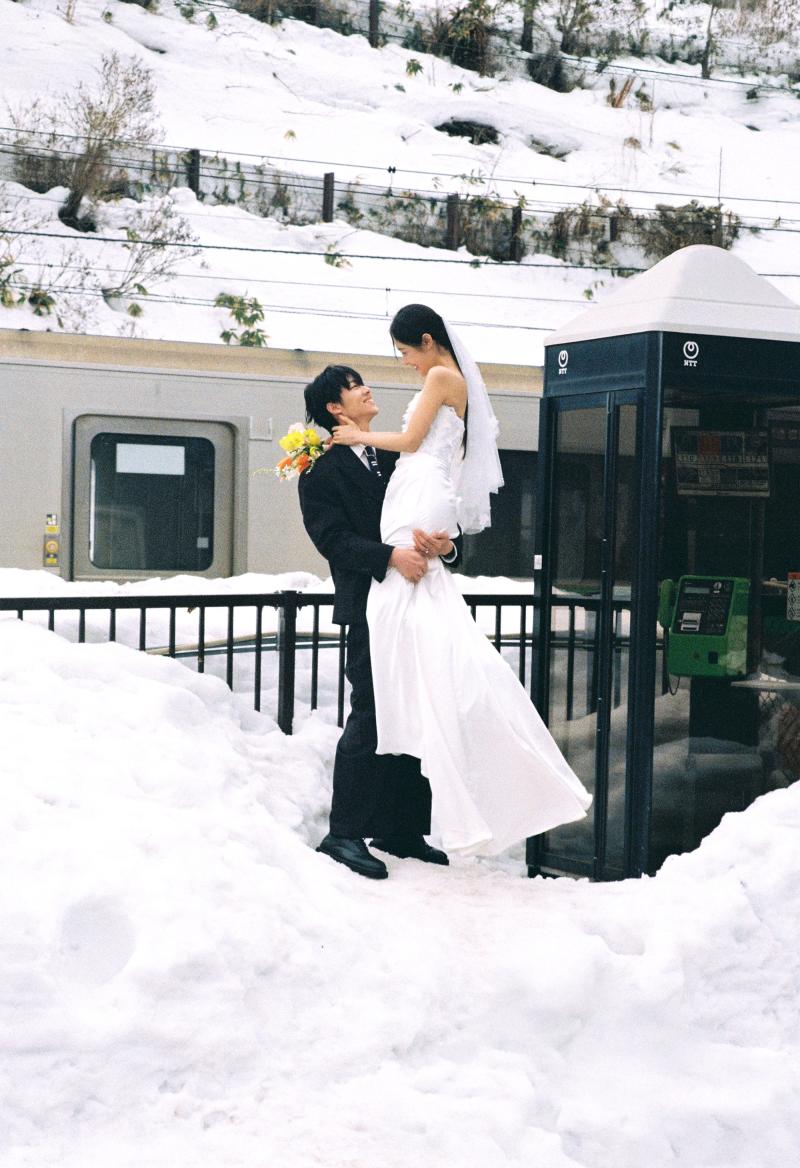 雪地里相爱 第34张 日本婚纱照 日本旅拍 日本雪景婚纱照 日本尼鹿摄影