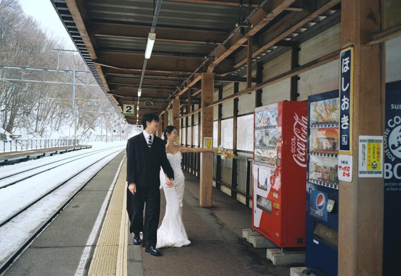 雪地里相爱 第5张 日本婚纱照 日本旅拍 日本雪景婚纱照 日本尼鹿摄影